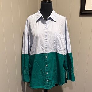 B22 Maeve Anthropologie Blue and Green Colorblock Office Button Down Shirt